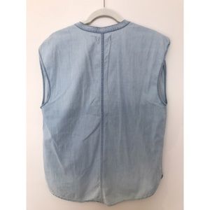 Madewell Tops - Madewell Chambray Top Madewell Tops - Madewell Chambray Top